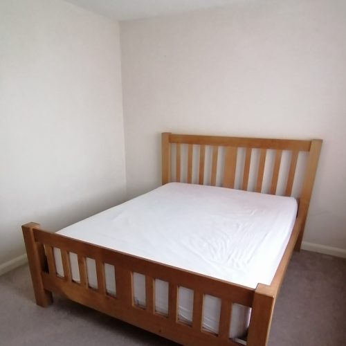 Pippy Oak King size Bed